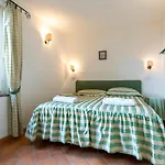 Apartment Gea 2 *