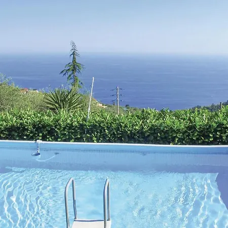 Apartment Gea 2 Sant'Agata sui due Golfi