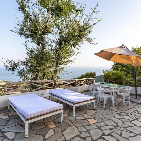 Apartment Gea 2 Sant'Agata sui due Golfi